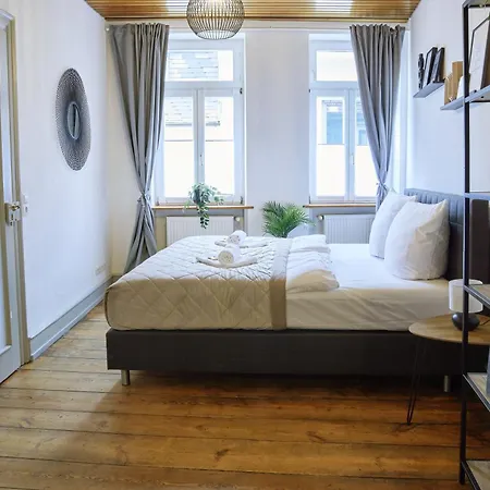 Upper Altstadt-apartment Im Herzen Der Pfalz Apartment